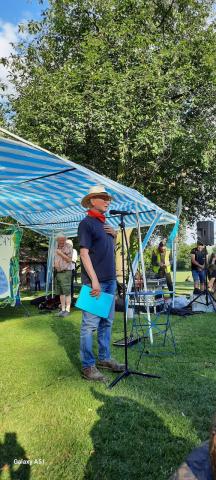 Tony Booth introducing the Friends of the Cam River Festival in 2024